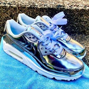 Nike Air Max 90 “Metallic Silver”